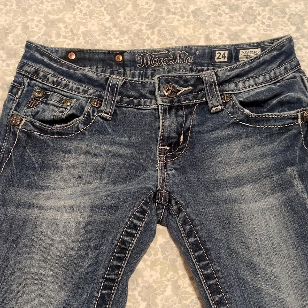 Miss Me Women's Faded Blue Boot Cut Jeans